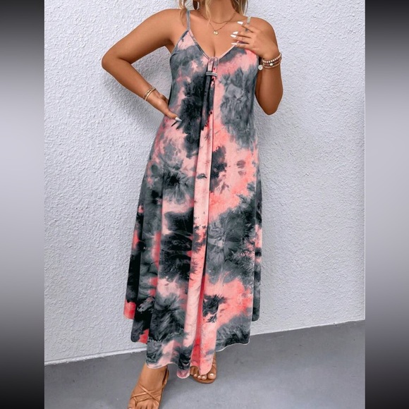 Boho plus size tie dye cami maxi dress - Picture 4 of 5